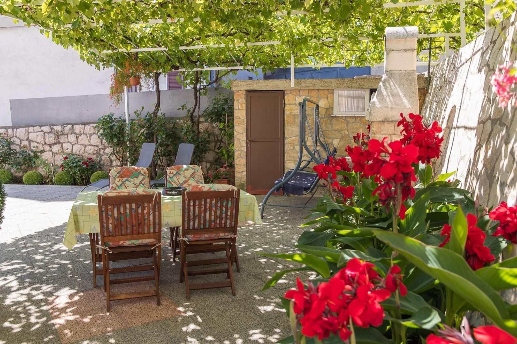 Apartment Karla Bribir  Ngoại thất bức ảnh